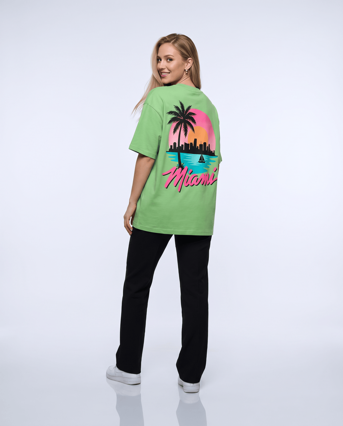 T-shirt oversize Riviera Club Miami Skyline, deuxième vue